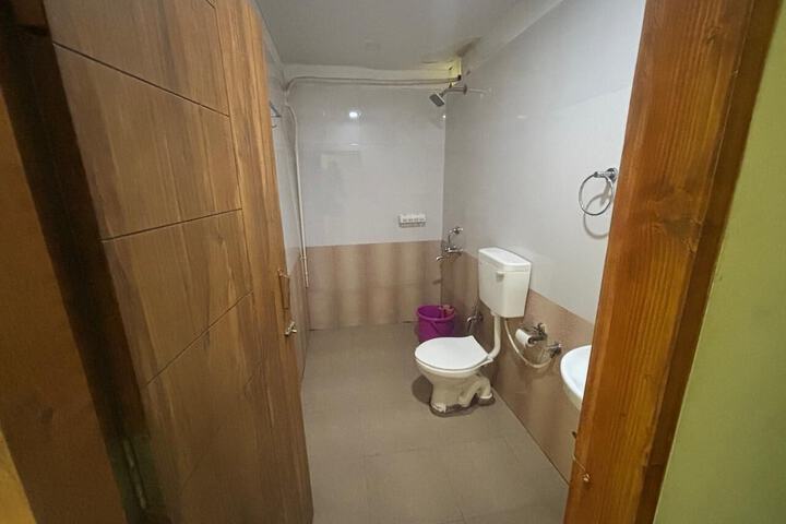 Room 19 of 45