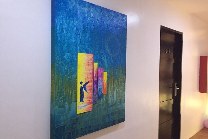 Room 12 of 80