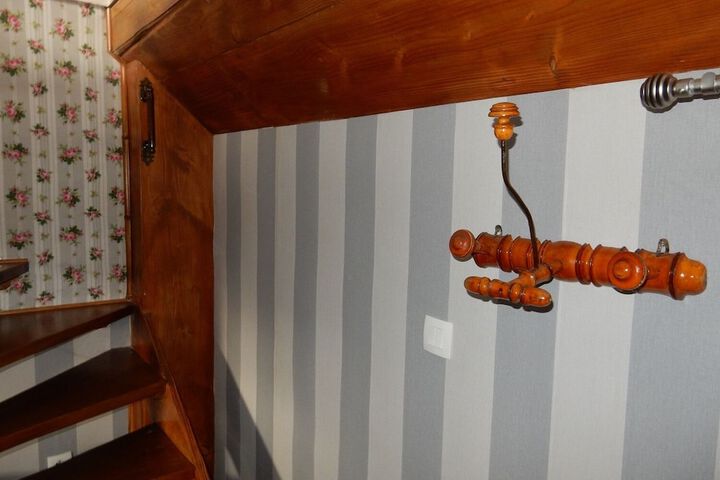 Room 48 of 122