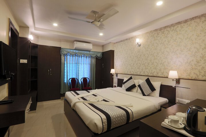 Room 16 of 26