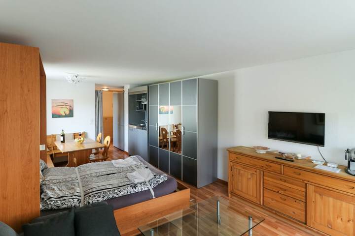 Room 37 of 169