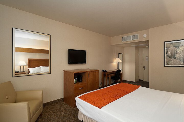 Room 15 of 27