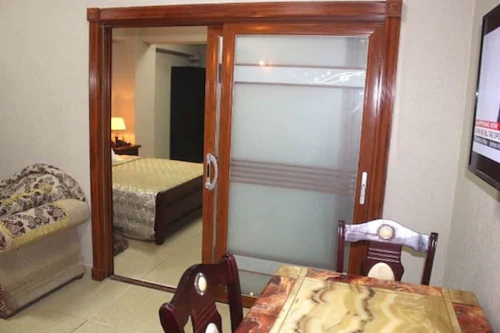 Room 3 of 20