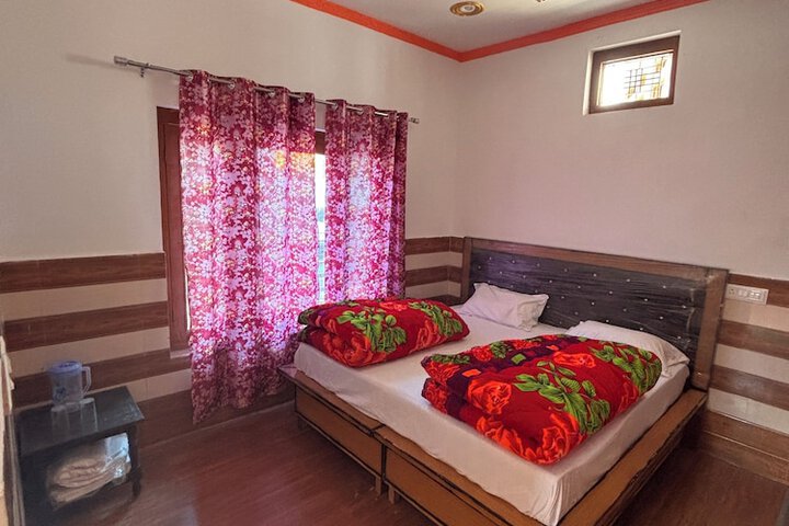 Room 10 of 23