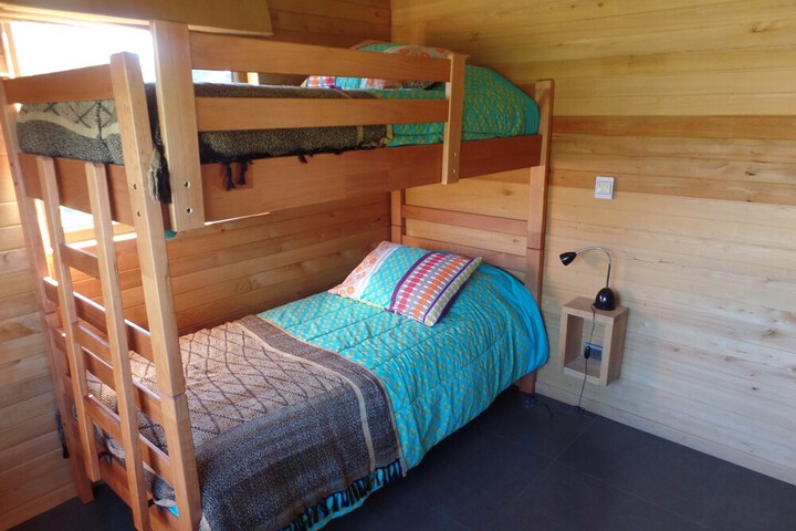 Room 2 of 40