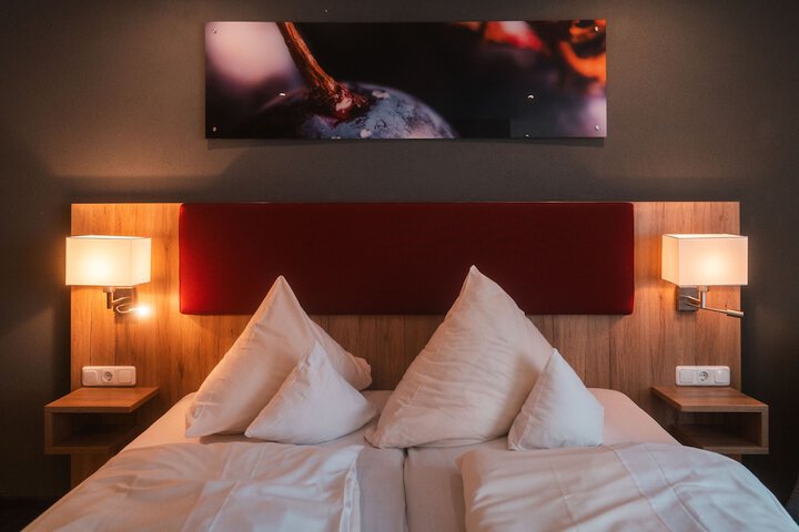 Room 12 of 72