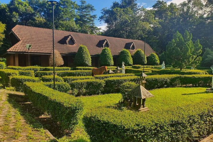 Room 14 of 93