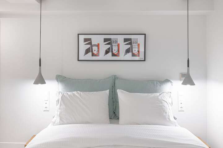 Room 9 of 54