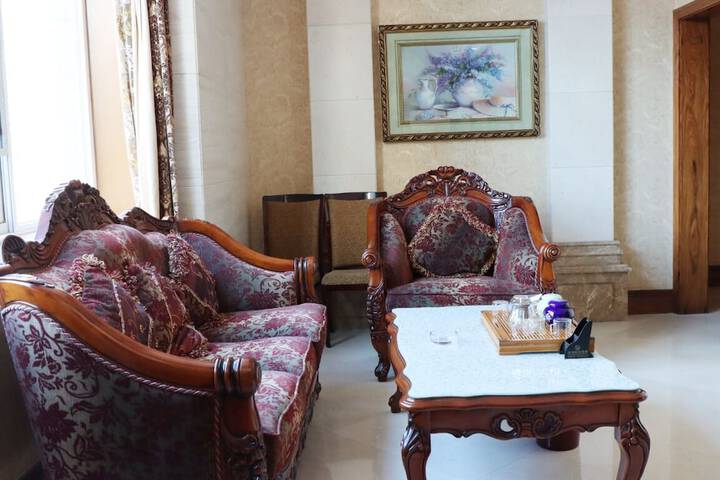Room 49 of 85