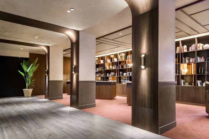 Hotel Interior 11 of 115