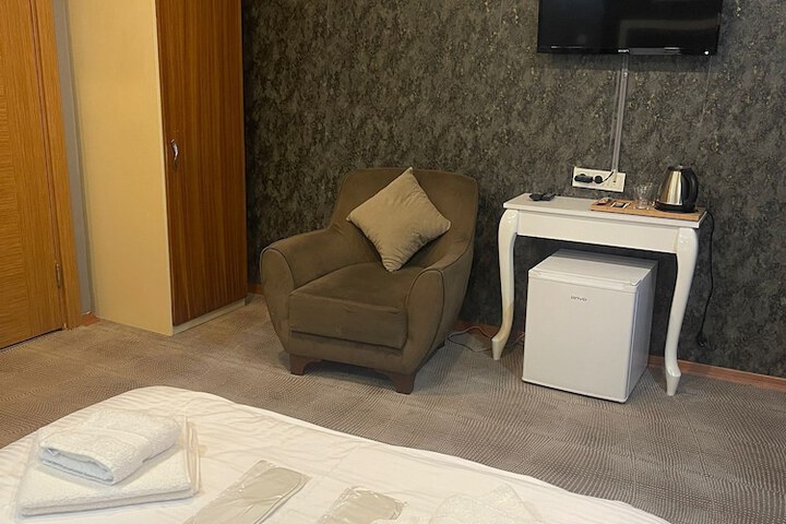 Room 16 of 39