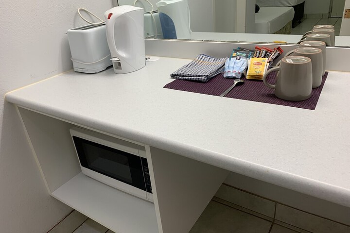 Room 10 of 40