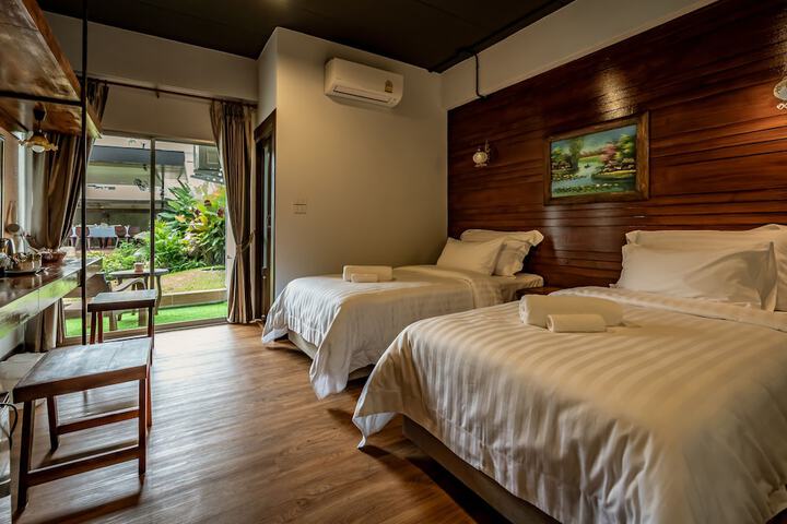 Room 4 of 19
