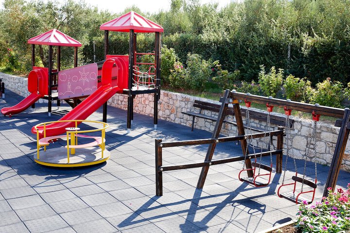Children's play area - outdoor