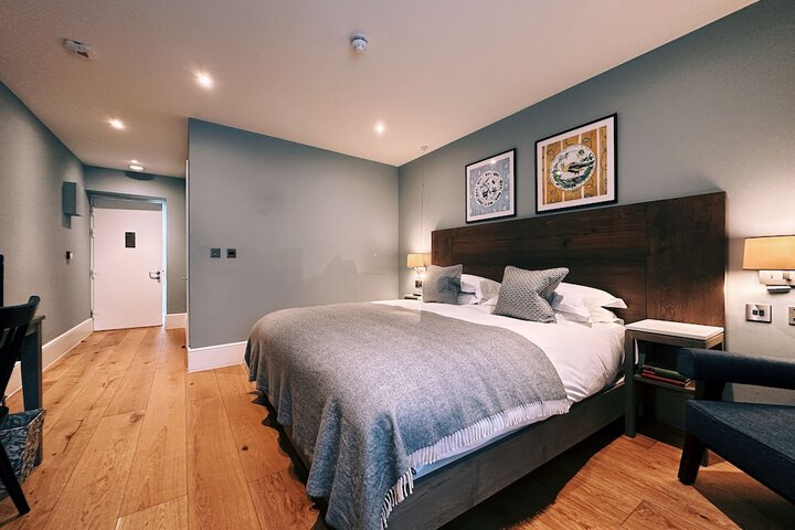 Room 12 of 53