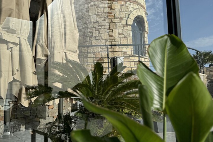 Hotel 63 of 74
