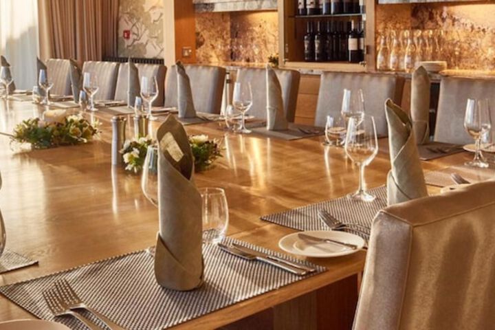 Dining 38 of 66