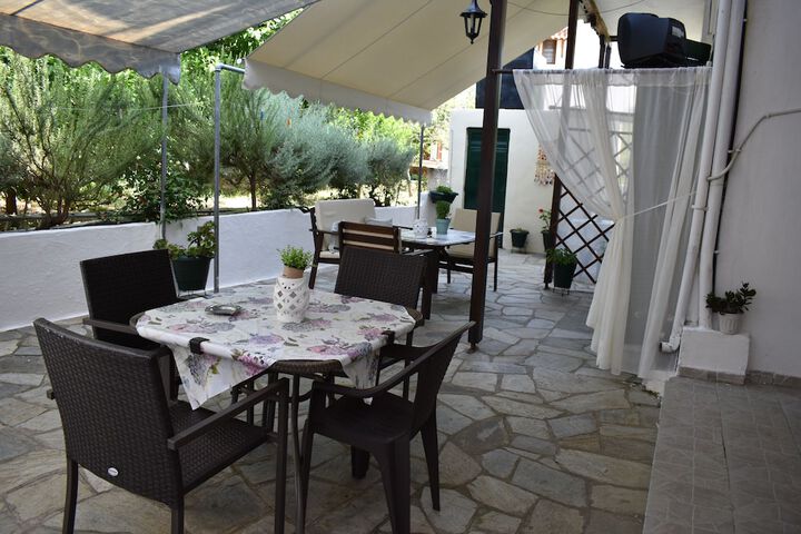 Terrace/Patio 5 of 6