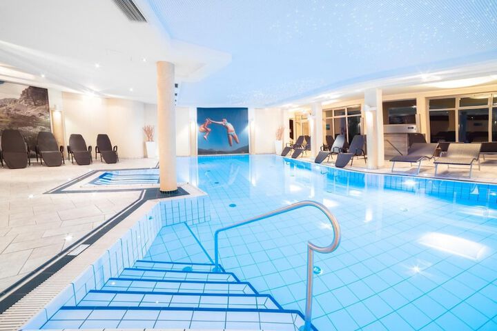 Pool 18 of 59