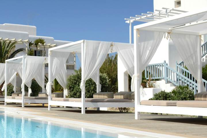 Hotel Exterior 160 of 173