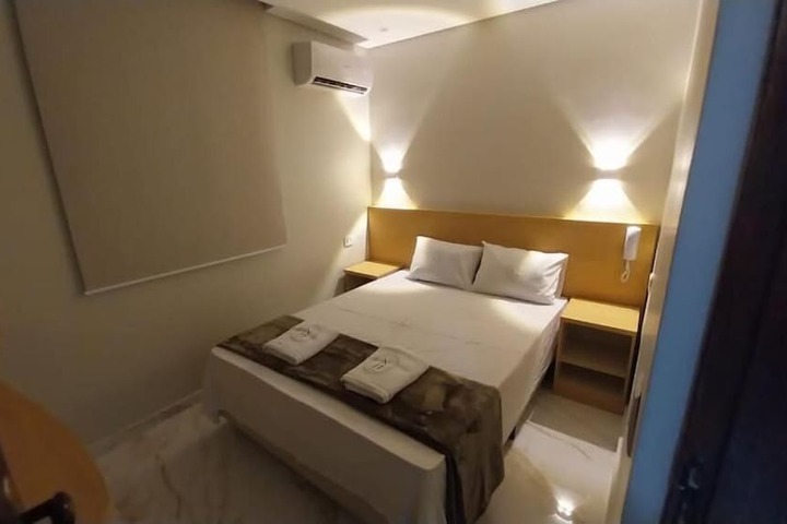 Room 3 of 19