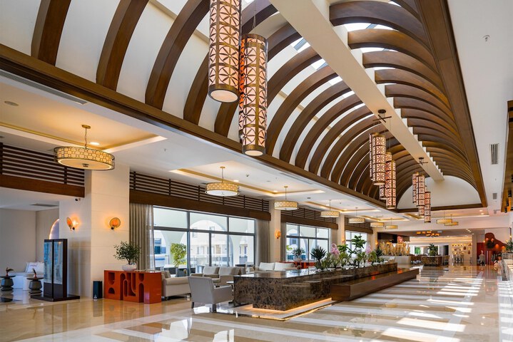 Hotel Interior 10 of 139