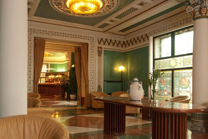 Hotel Lobby