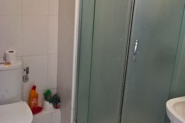 Room 15 of 18