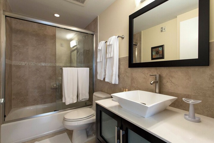 Room 121 of 129