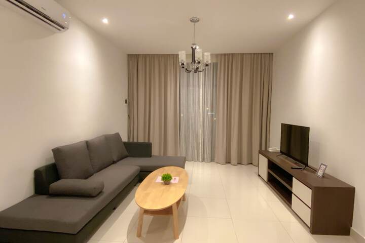 Room 32 of 49