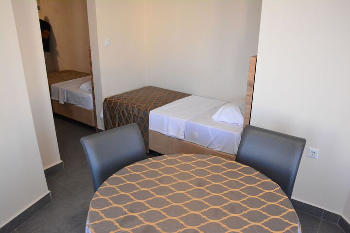 Room 35 of 70