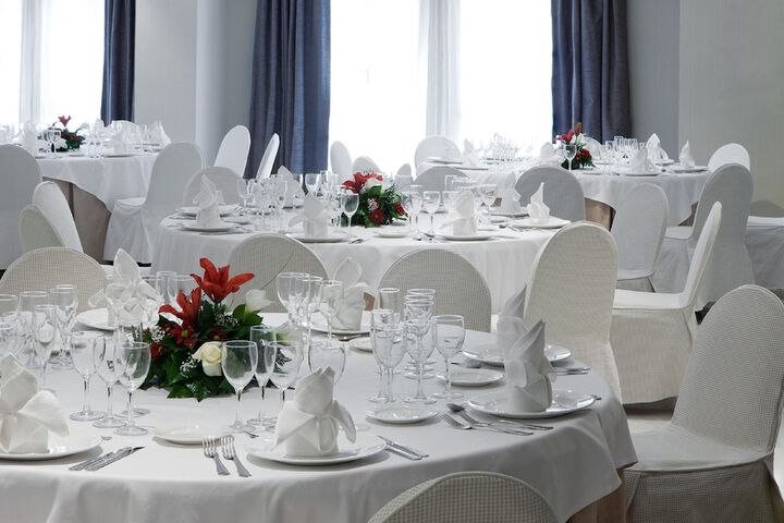 Ballroom/Hall 43 of 54