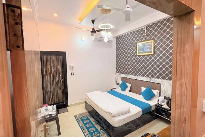Room 4 of 29