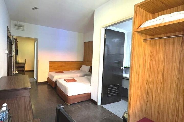 Room 20 of 30