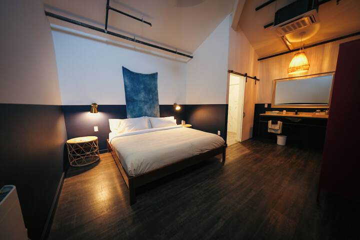Room 20 of 63