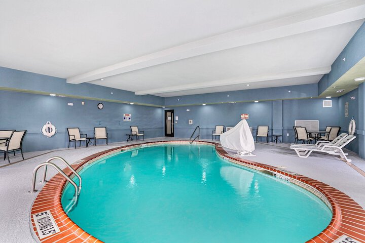 Pool 49 of 82