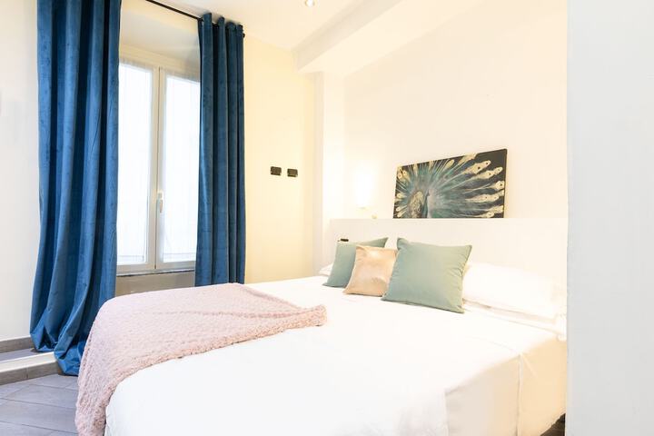 Room 5 of 27