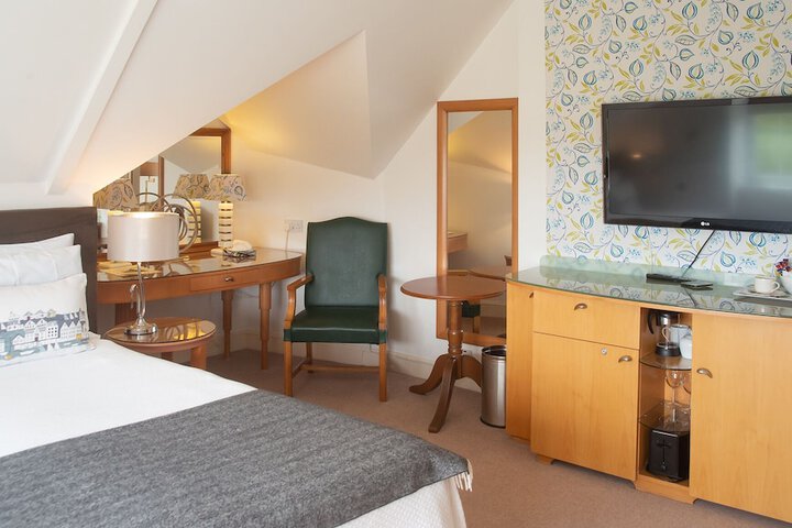 Room 15 of 55