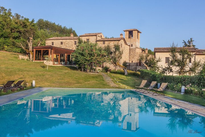 Pools & Facilities