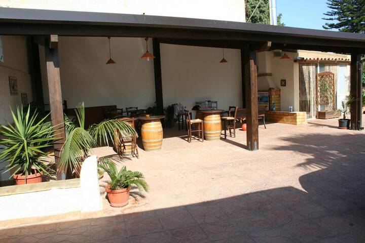 Terrace/Patio 7 of 38