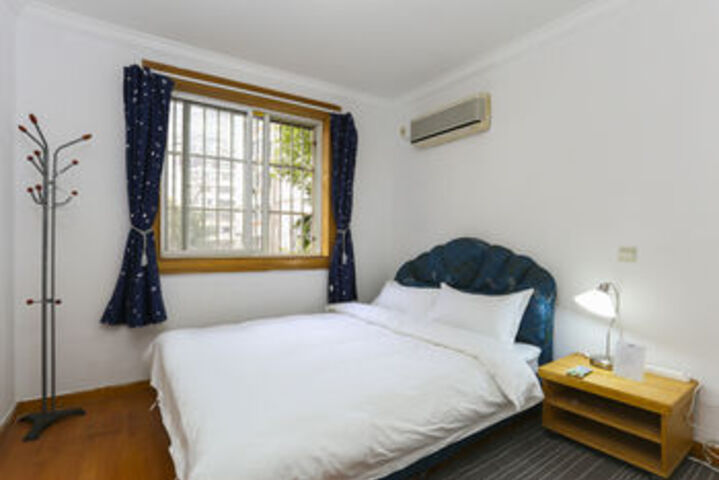 Room 18 of 47