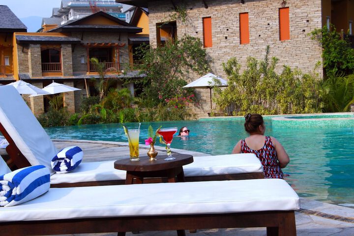 Hotel with Pool