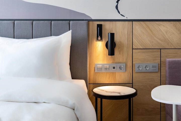 Room 59 of 158