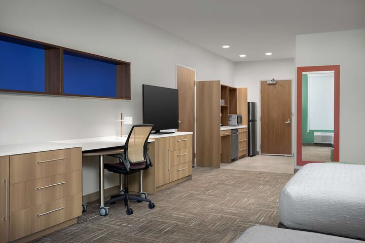 Room 8 of 30