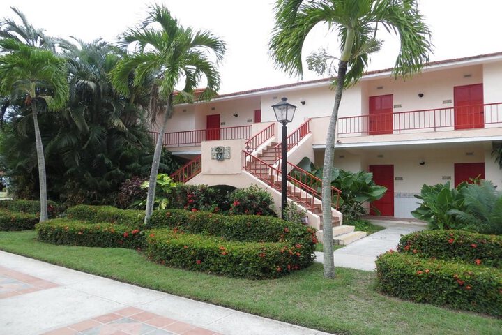 Hotel 9 of 73