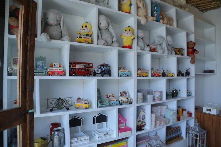 Gift Shop 115 of 157