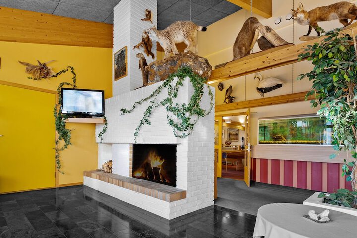 Hotel Interior 39 of 47