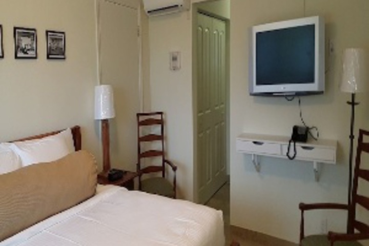Room 260 of 695
