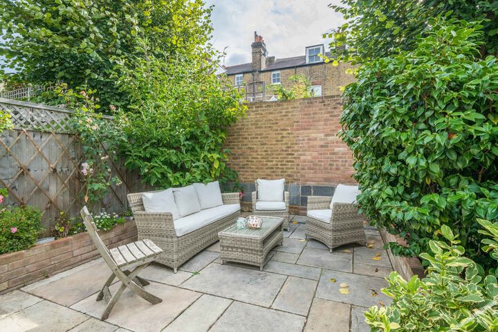 Sensational Wandsworth Home by King Georges Park