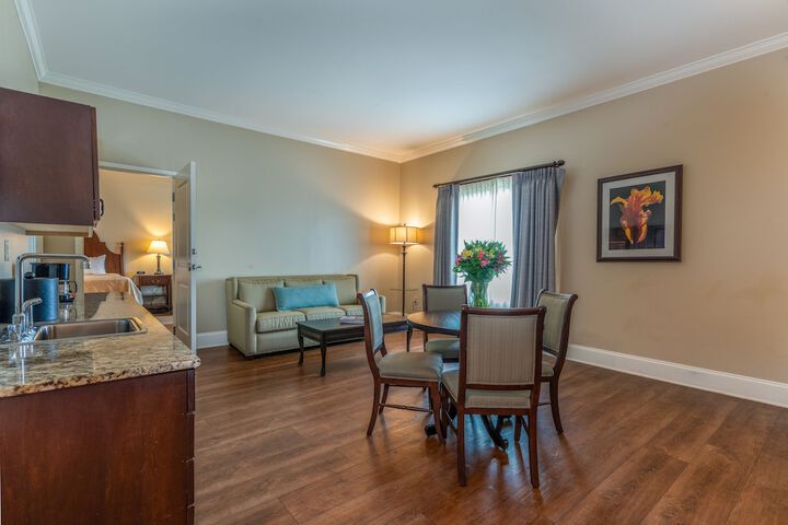 Room 16 of 43